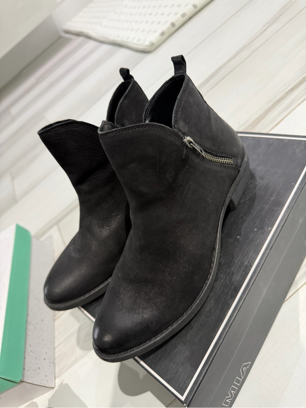 MIA genovieven boots